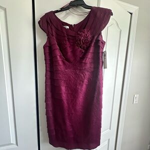 LONDON TIMES Ruffle Dress in color Wine Plus Size